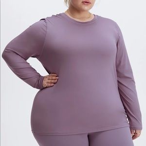 ⭐️HOST PICK⭐️ Fabletics Phoenix Lite Long-Sleeve Top